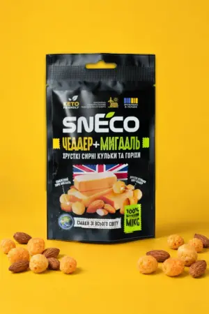 Мікс snEco Чеддер + мигдаль — пачка 20 г