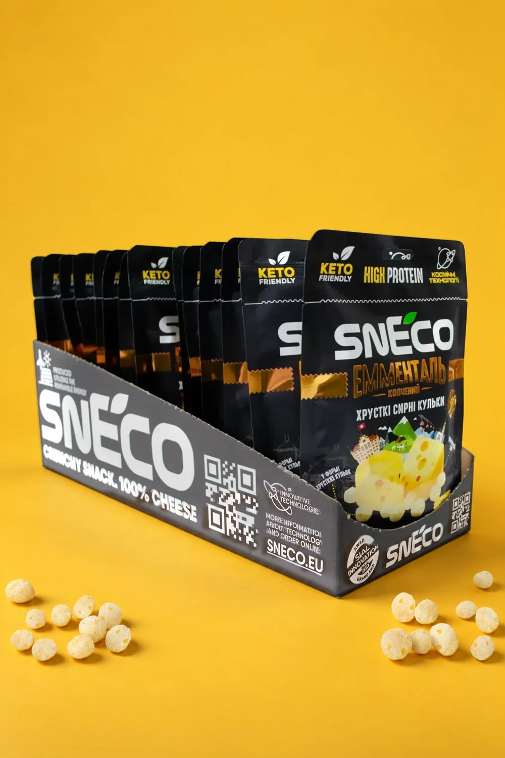 Сир сушений snEco "Емменталь", 28г (15 упаковок) / Короб фірмовий ShowBox: упаковка і продукт