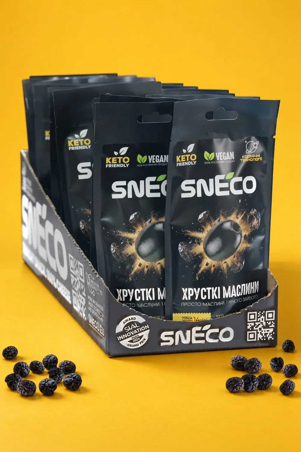 Маслини сушені snEco "Хрусткі", 14г (25 упаковок) / Короб фірмовий ShowBox: упаковка і продукт